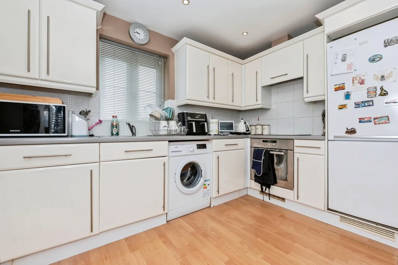 Ambleside, Purfleet-on-Thames, Essex, RM19, photo 5