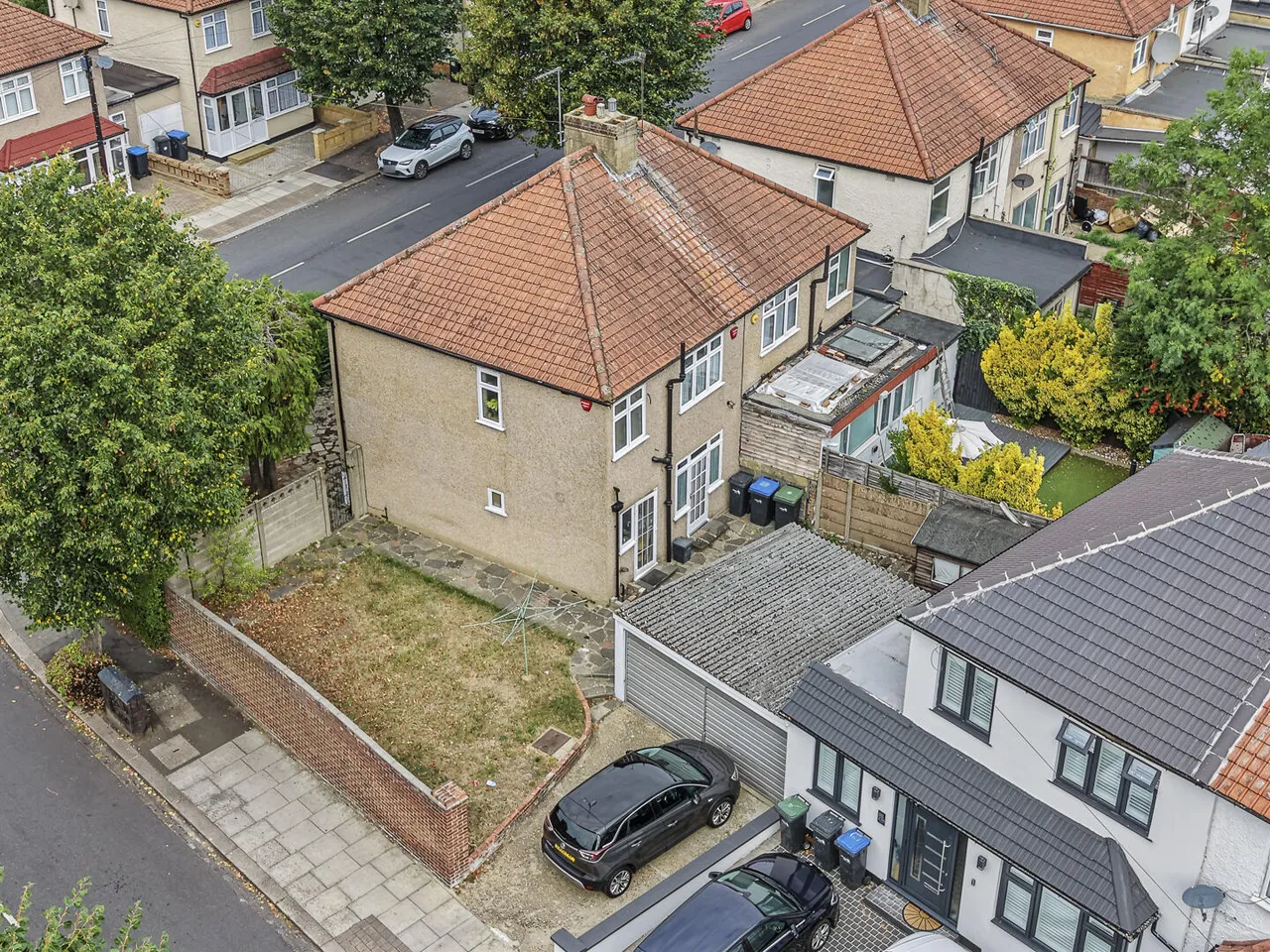 Carterhatch Road, Enfield, EN3, photo 23
