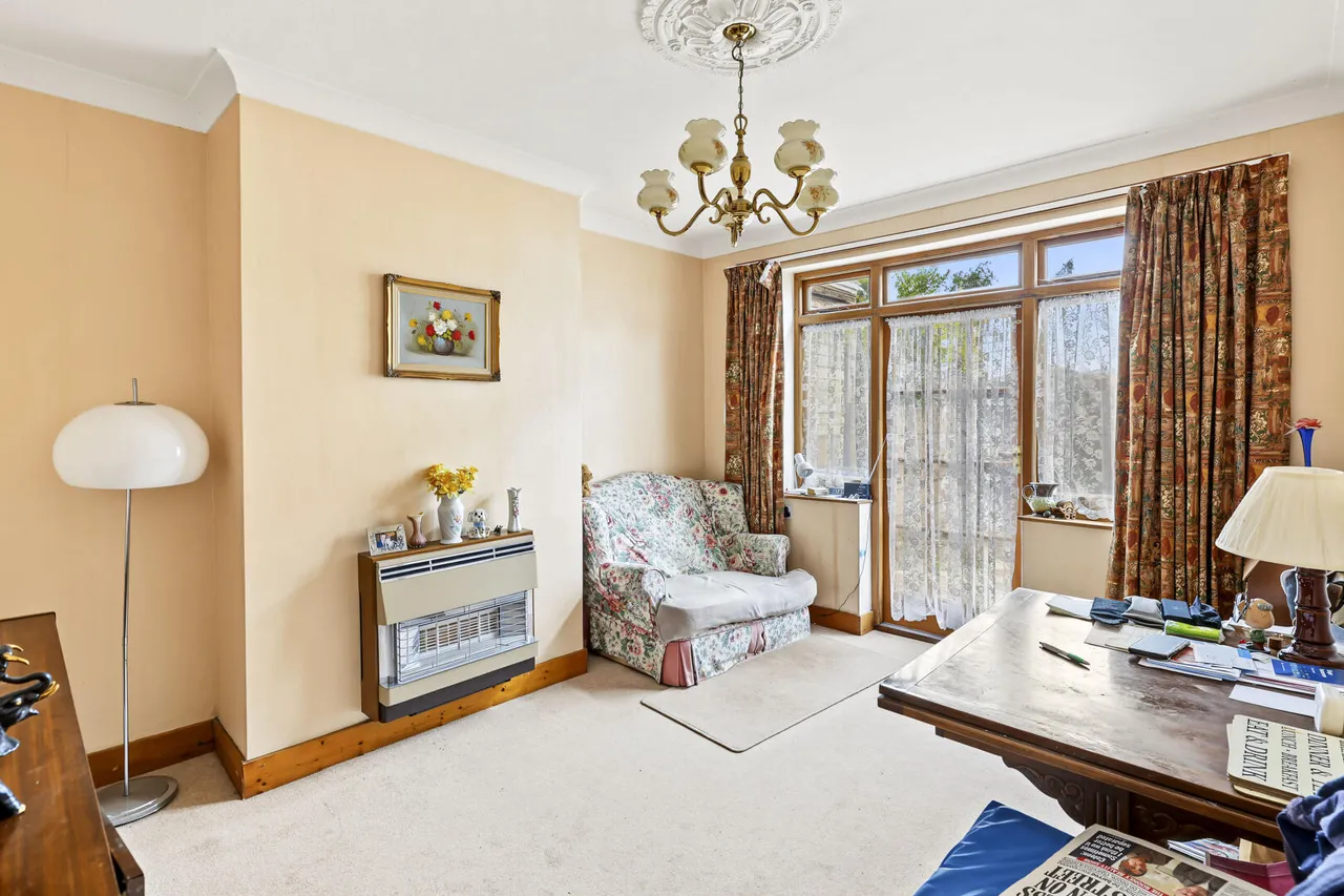 Carterhatch Road, Enfield, EN3, photo 3