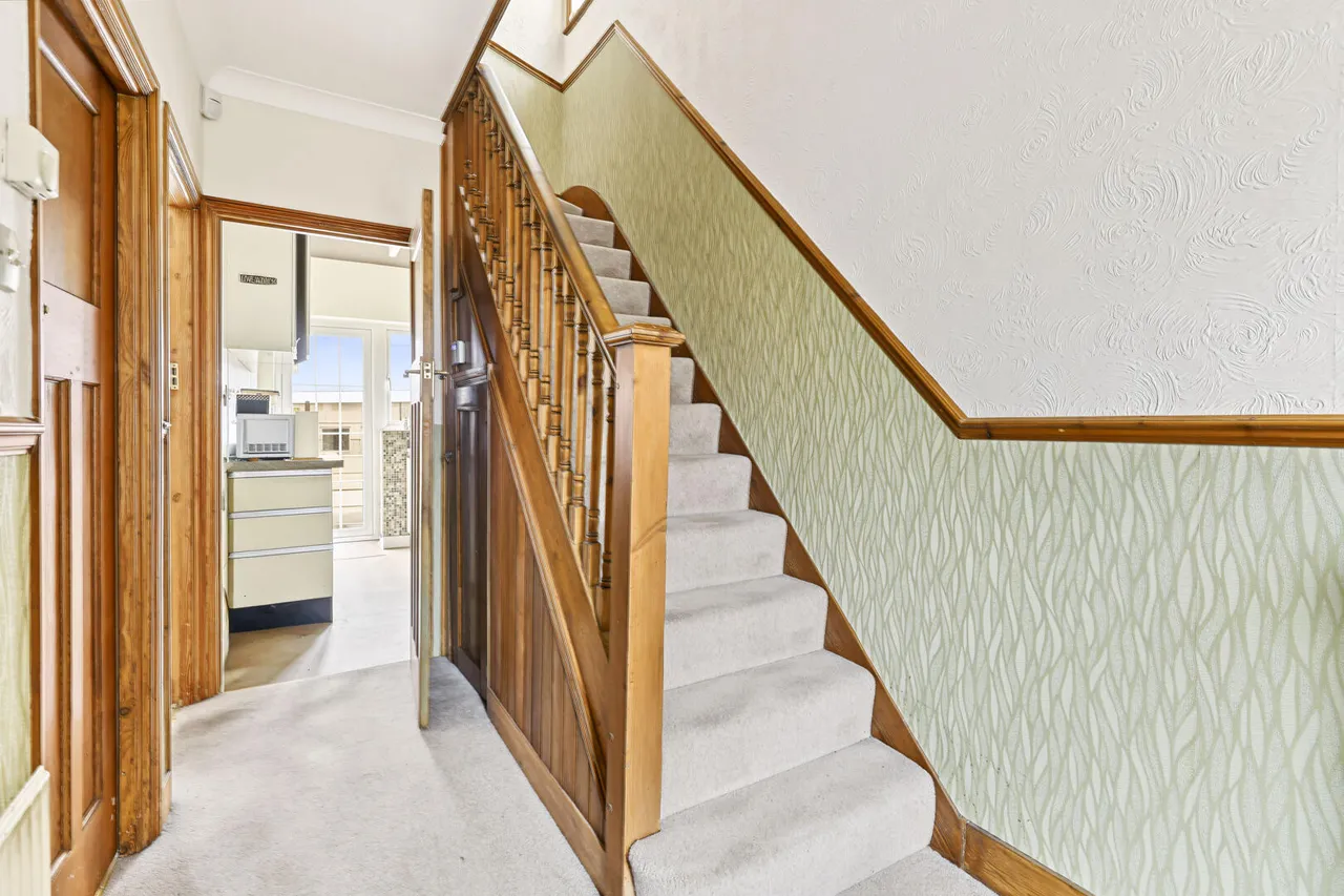 Carterhatch Road, Enfield, EN3, photo 8
