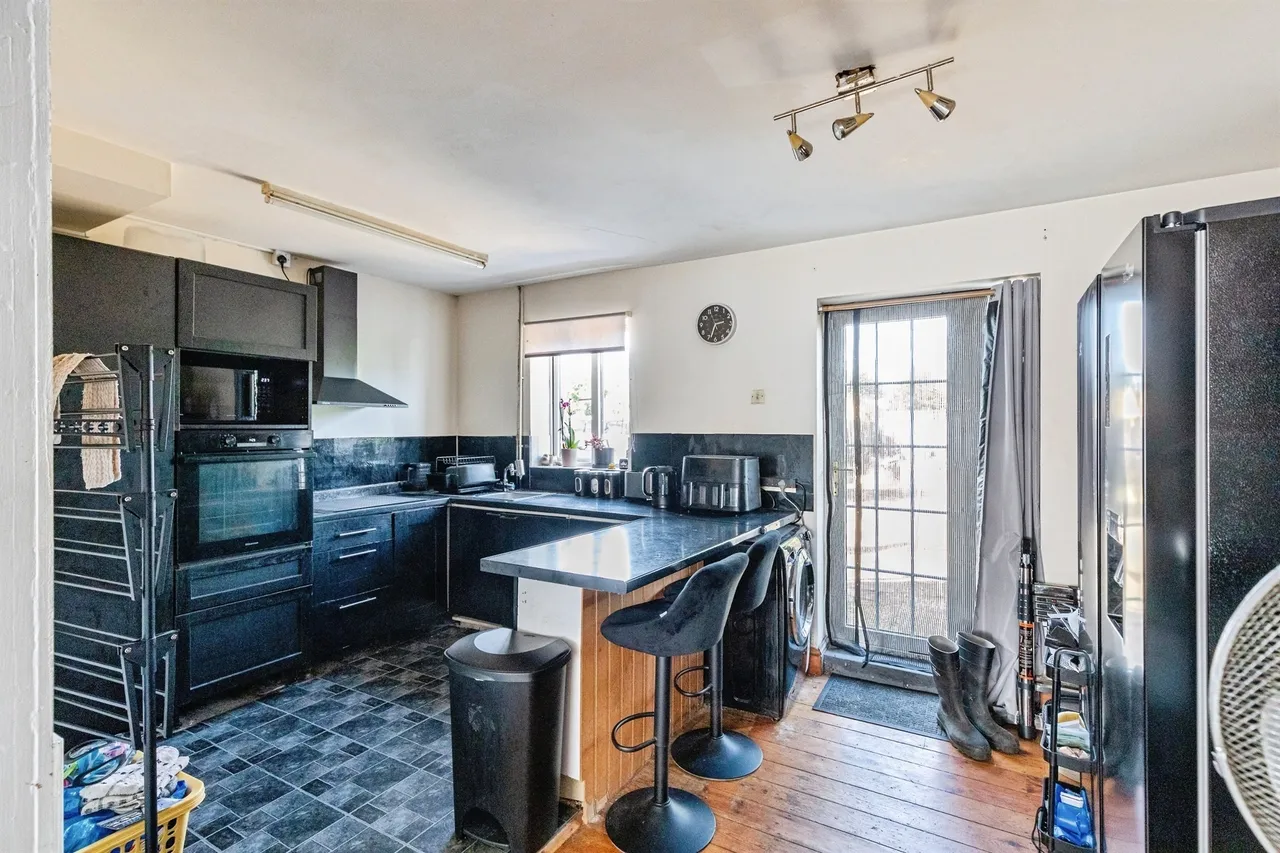 Prospect Avenue, Irchester, photo 6