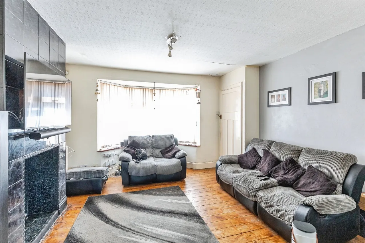 Prospect Avenue, Irchester, photo 3