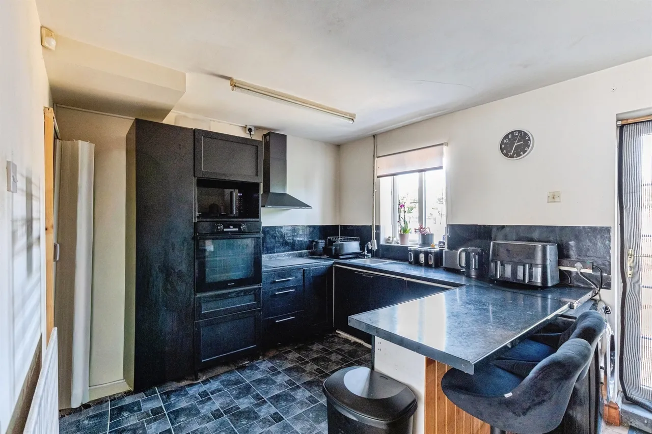 Prospect Avenue, Irchester, photo 5