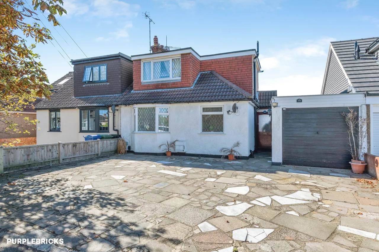 3 bed house for sale, Victoria Avenue, Grays, RM16