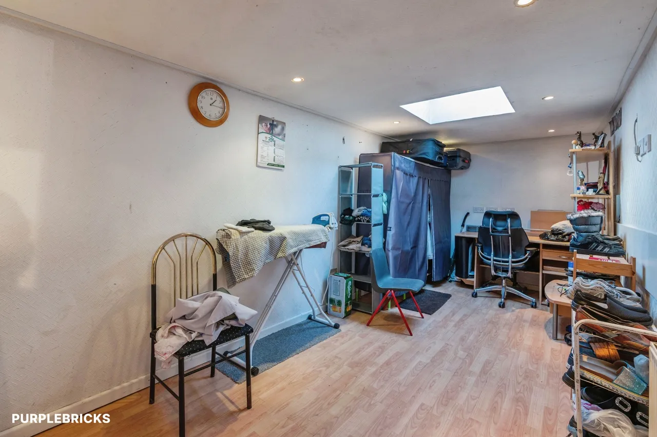 Victoria Avenue, Grays, RM16, photo 19