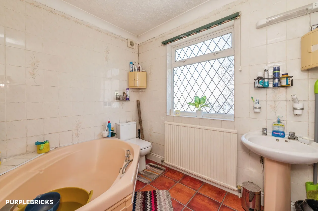 Victoria Avenue, Grays, RM16, photo 10