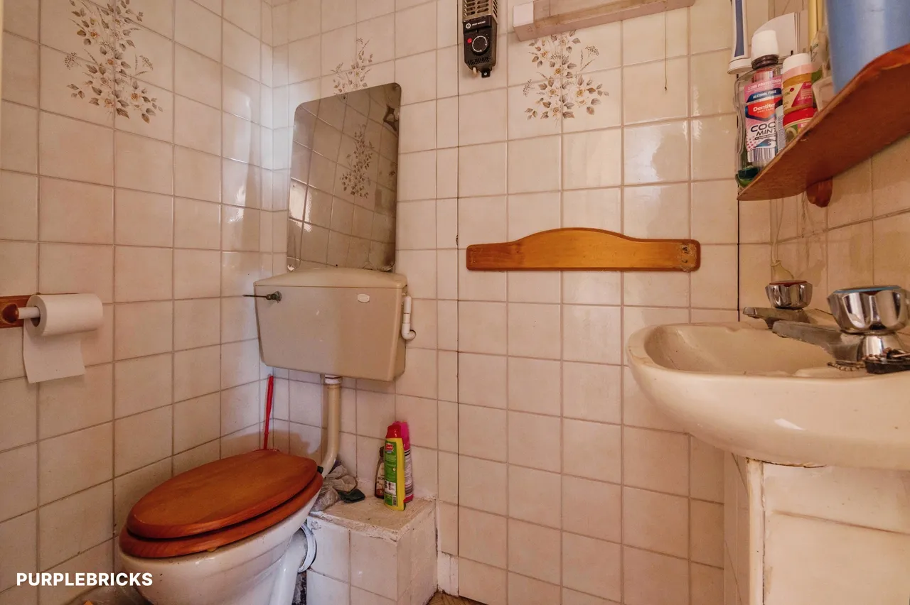 Victoria Avenue, Grays, RM16, photo 15