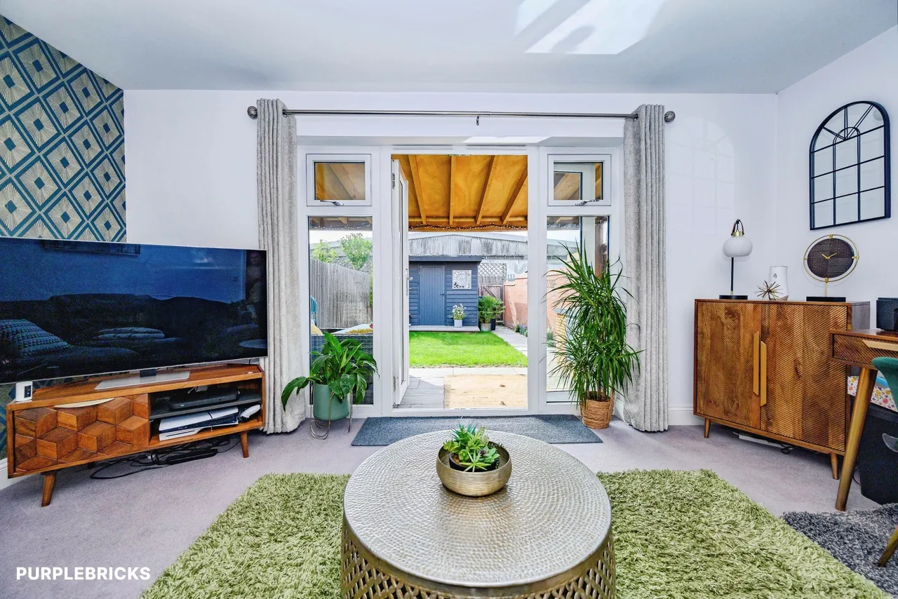 Lakeside Avenue, Kings Langley, WD4, photo 2