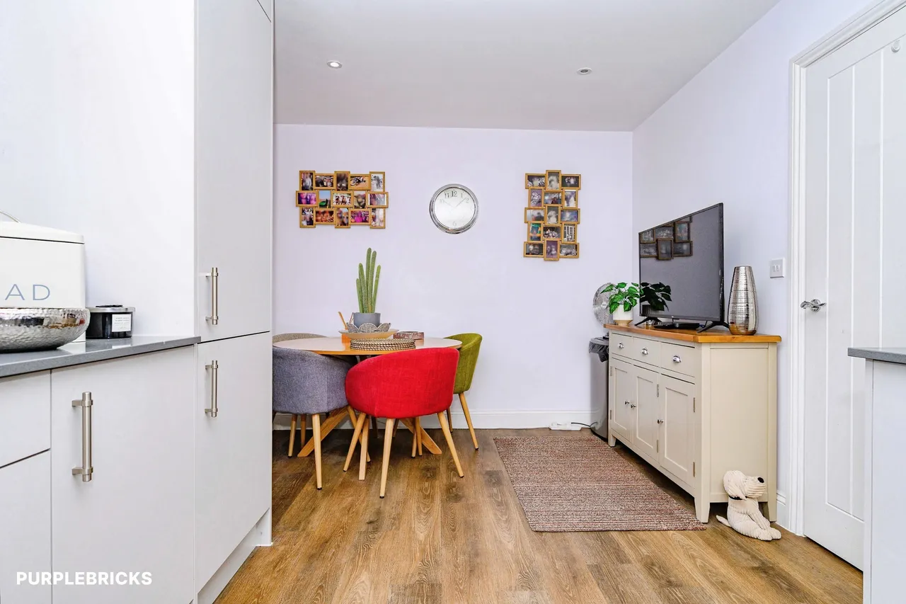 Lakeside Avenue, Kings Langley, WD4, photo 11
