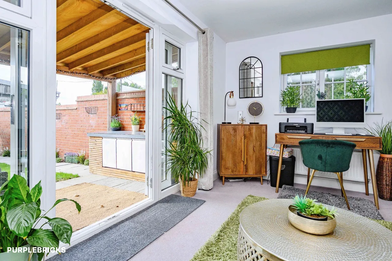 Lakeside Avenue, Kings Langley, WD4, photo 5