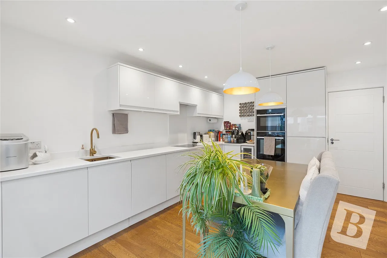 Regency Court, Brentwood, Essex, CM14, photo 8