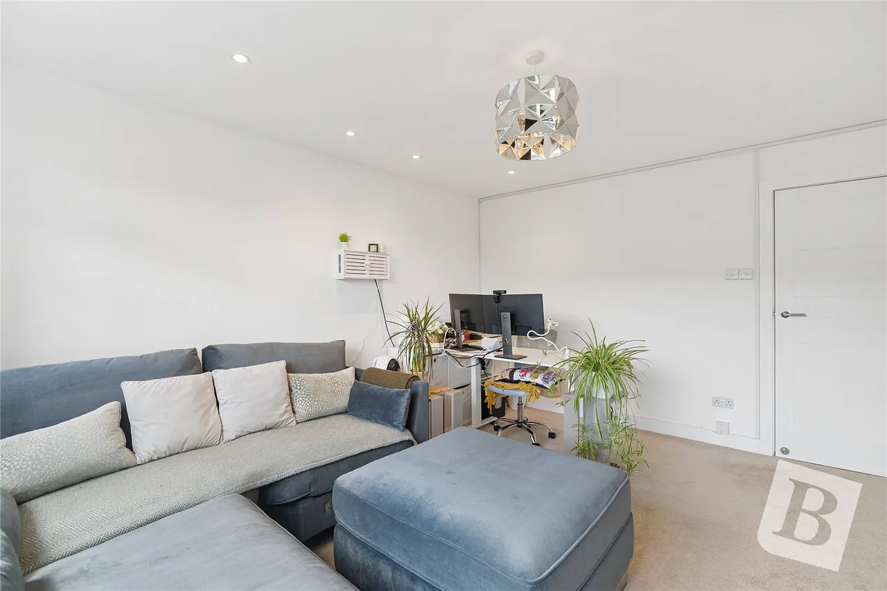 Regency Court, Brentwood, Essex, CM14, photo 3