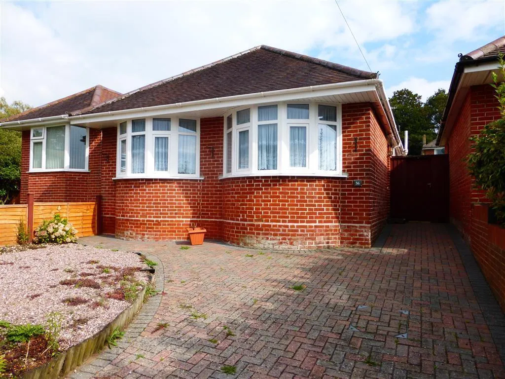 2 bed house to rent — Springford Crescent