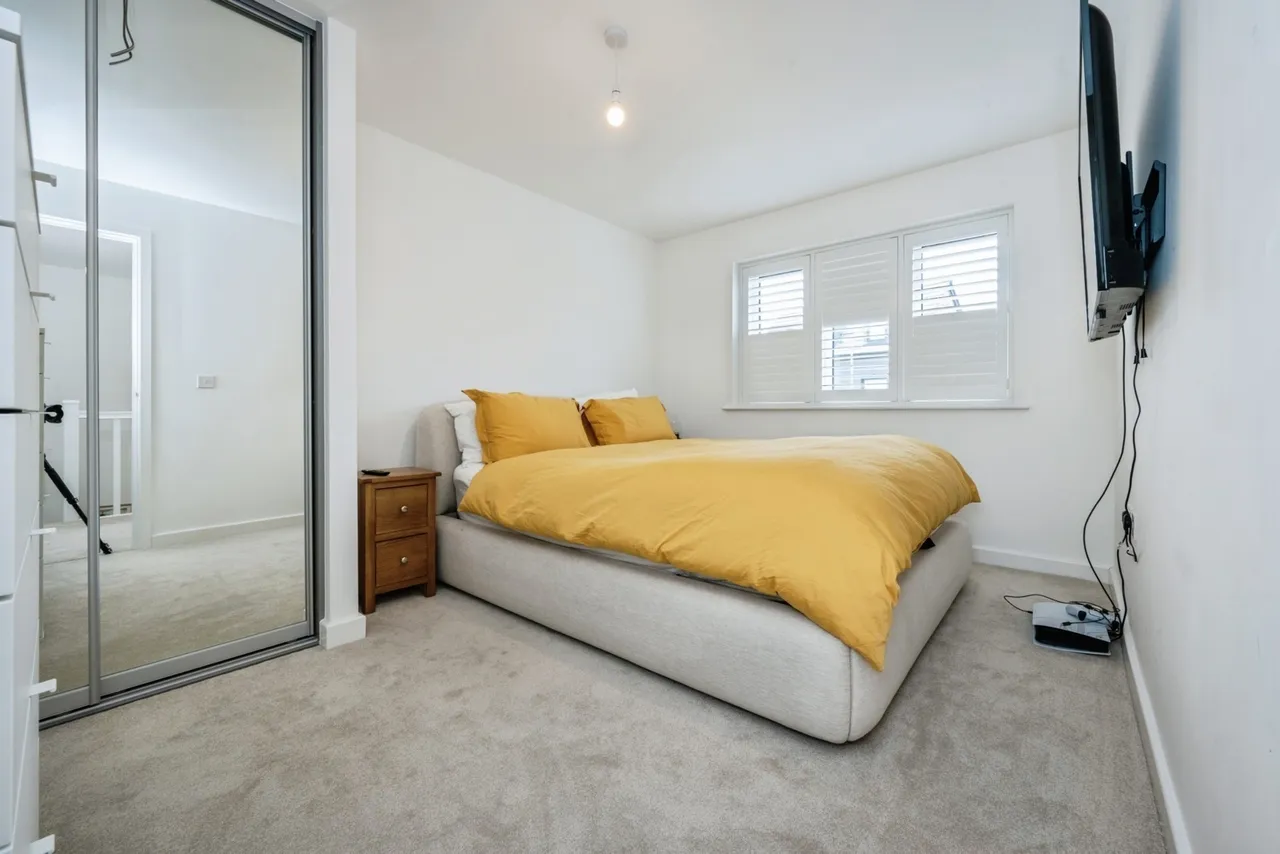 Rambouillet Drive, MILTON KEYNES, Buckinghamshire, MK8, photo 9