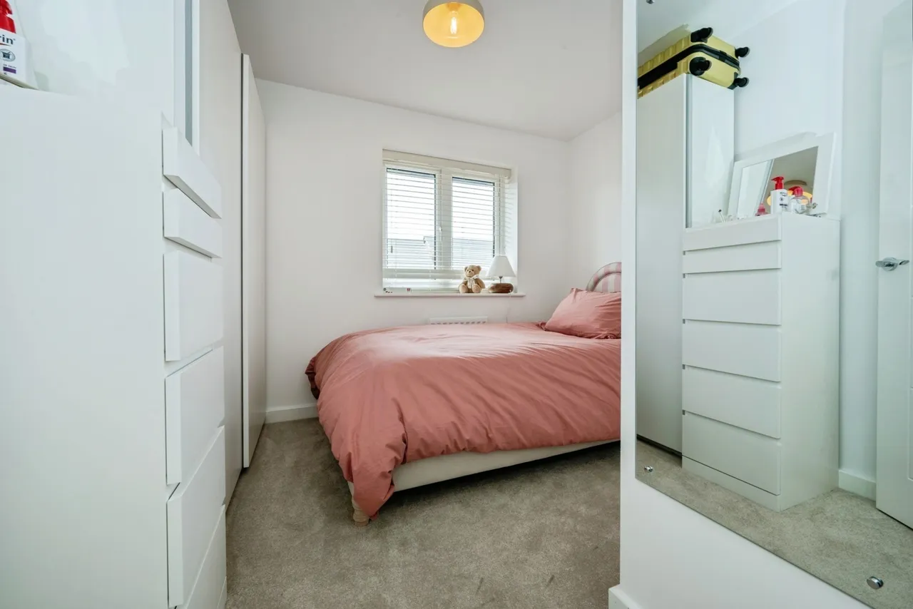 Rambouillet Drive, MILTON KEYNES, Buckinghamshire, MK8, photo 13