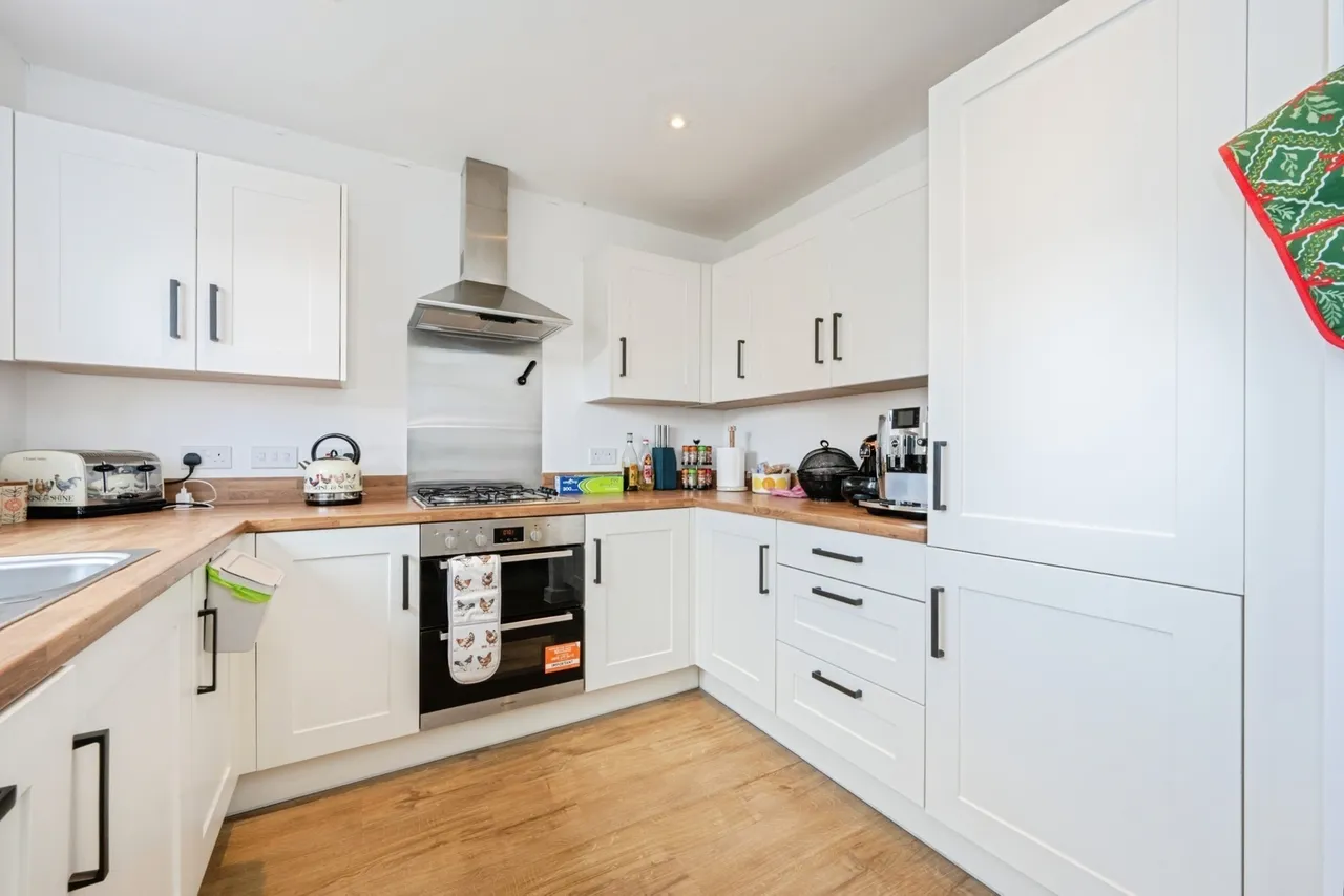 Rambouillet Drive, MILTON KEYNES, Buckinghamshire, MK8, photo 6