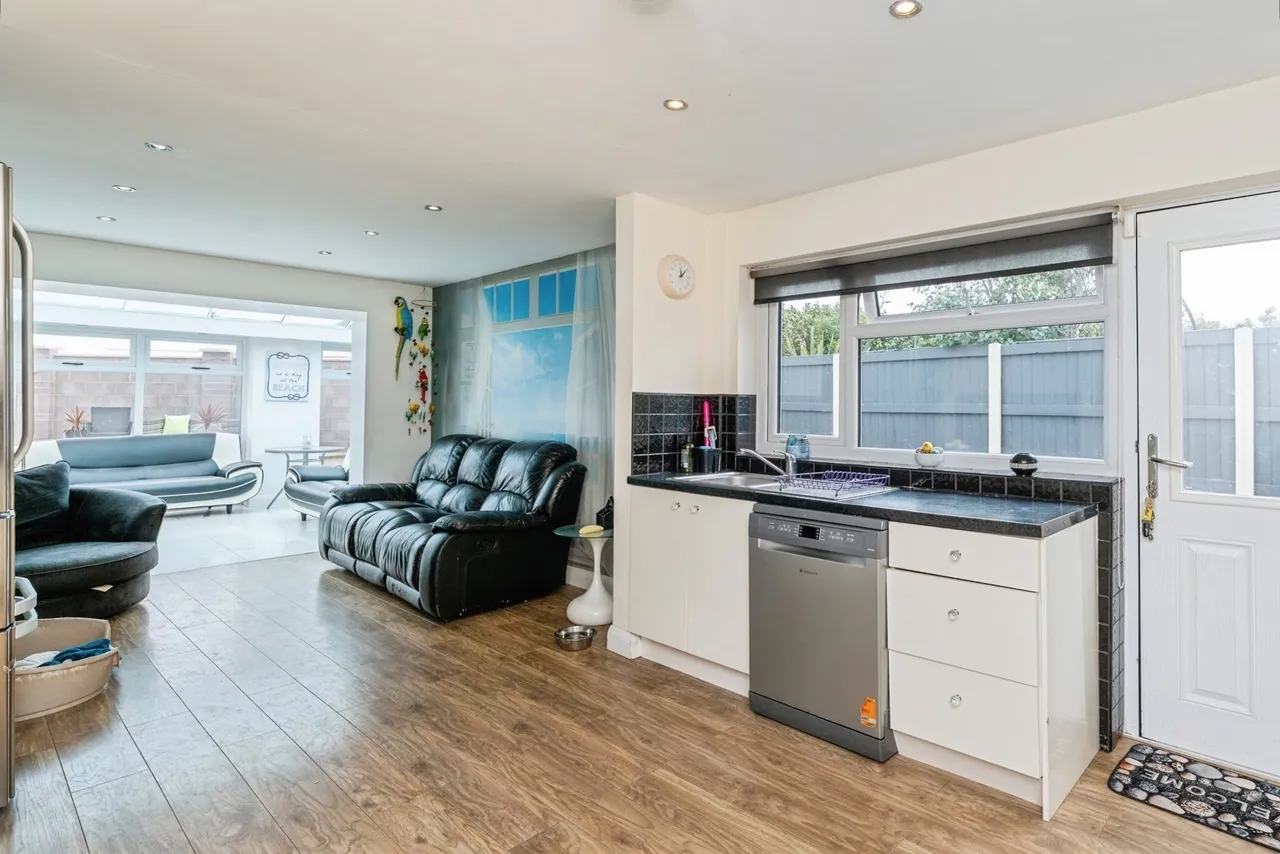 Brynhedydd Bay, Rhyl, LL18, photo 25