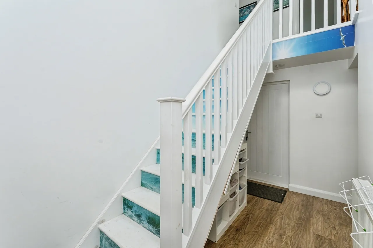 Brynhedydd Bay, Rhyl, LL18, photo 5