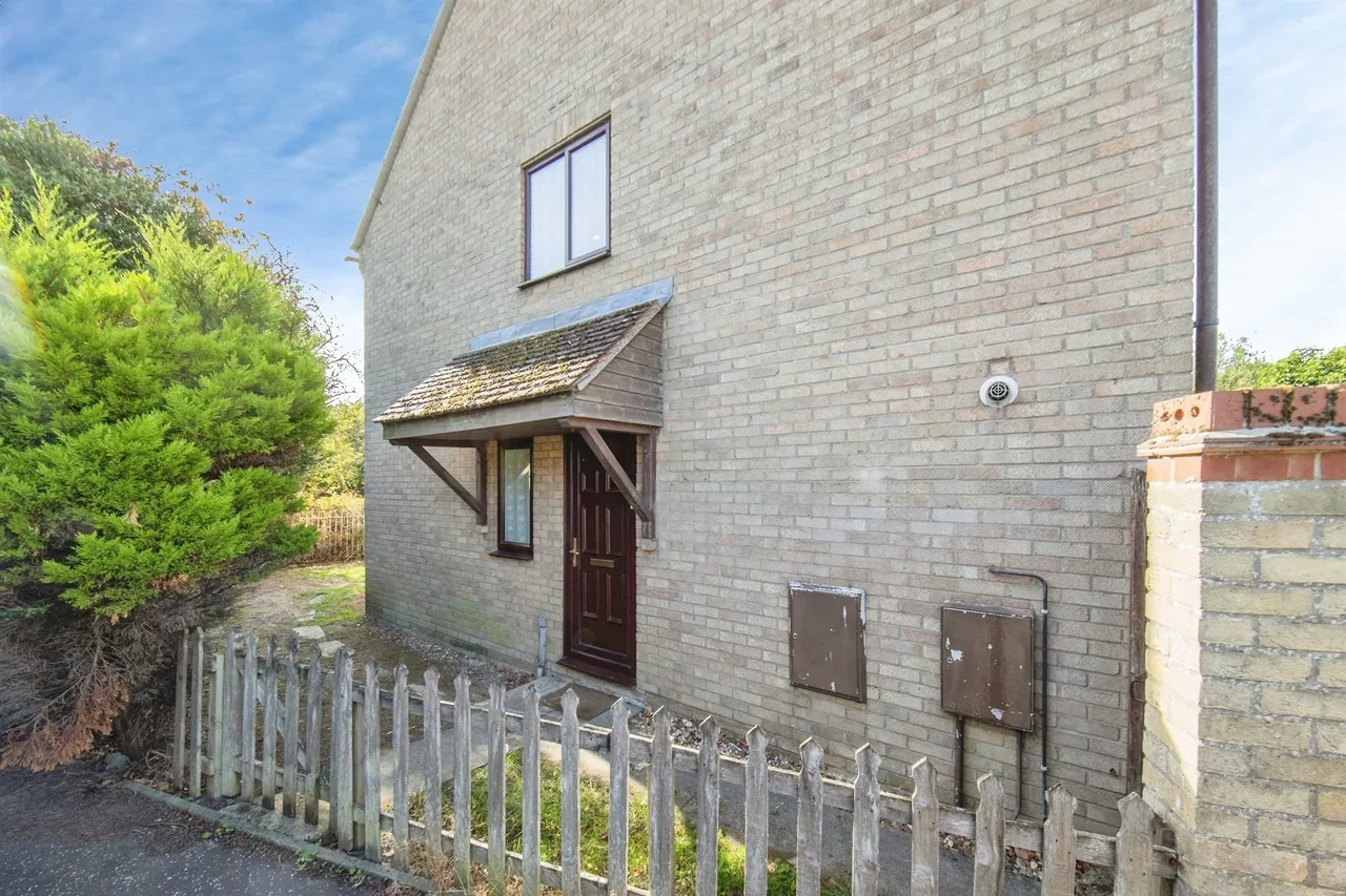 Cleveland Close, Highwoods, CO4, photo 14