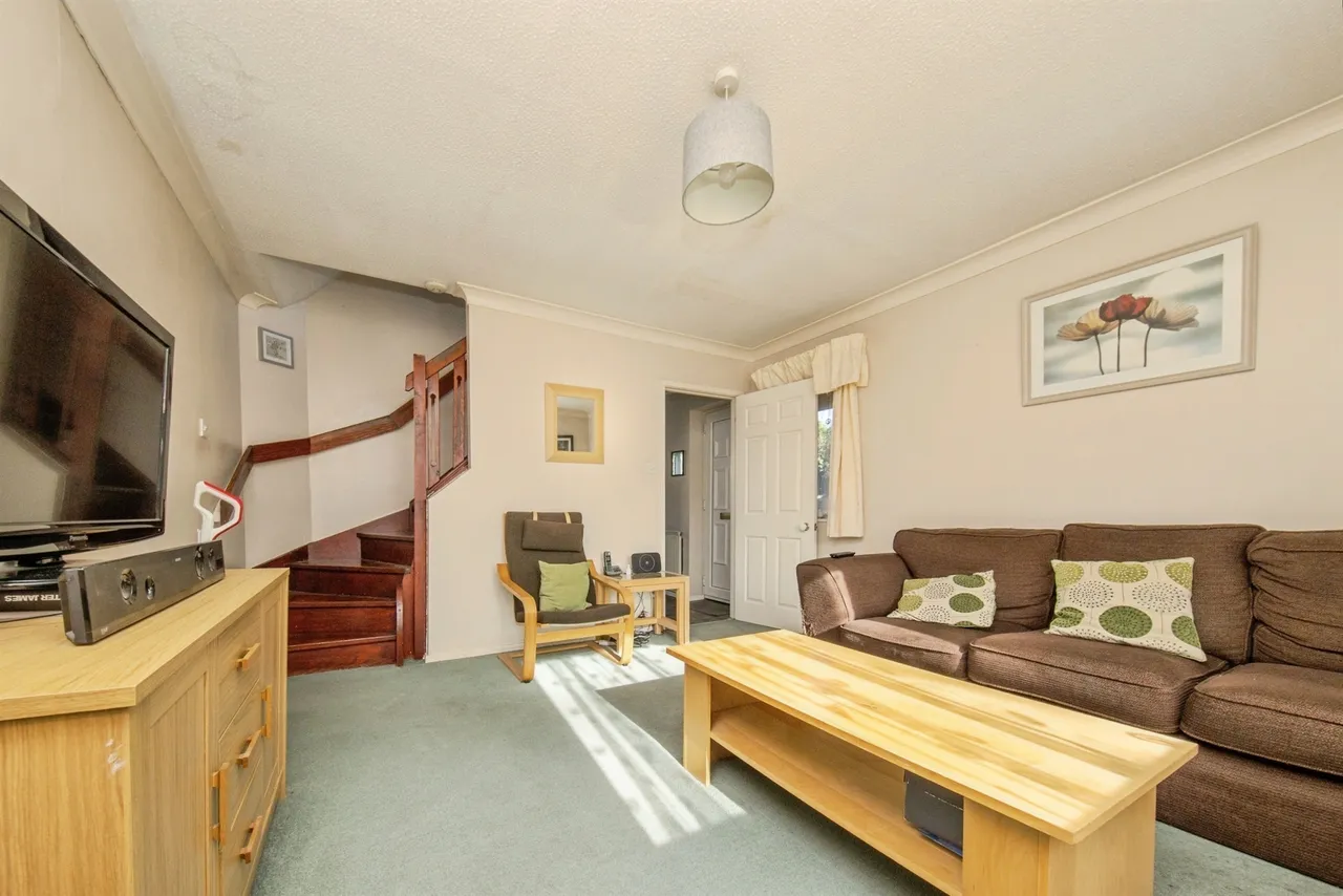 Cleveland Close, Highwoods, CO4, photo 6