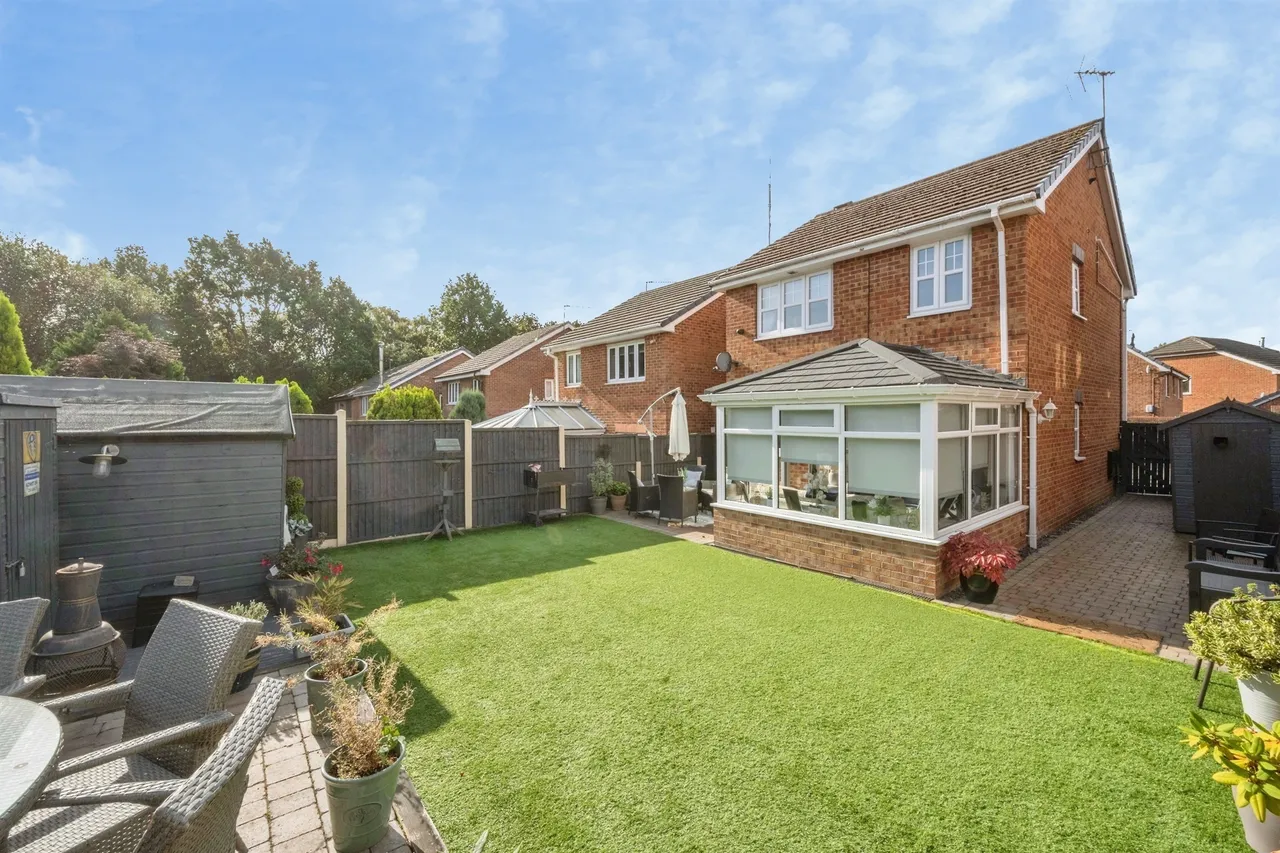 Cranwell Court, Goldthorpe, S63, photo 18