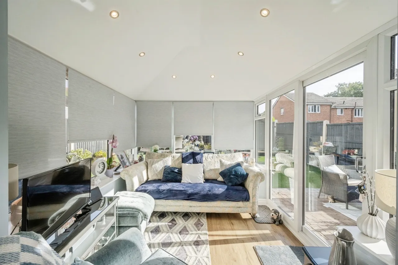 Cranwell Court, Goldthorpe, S63, photo 10
