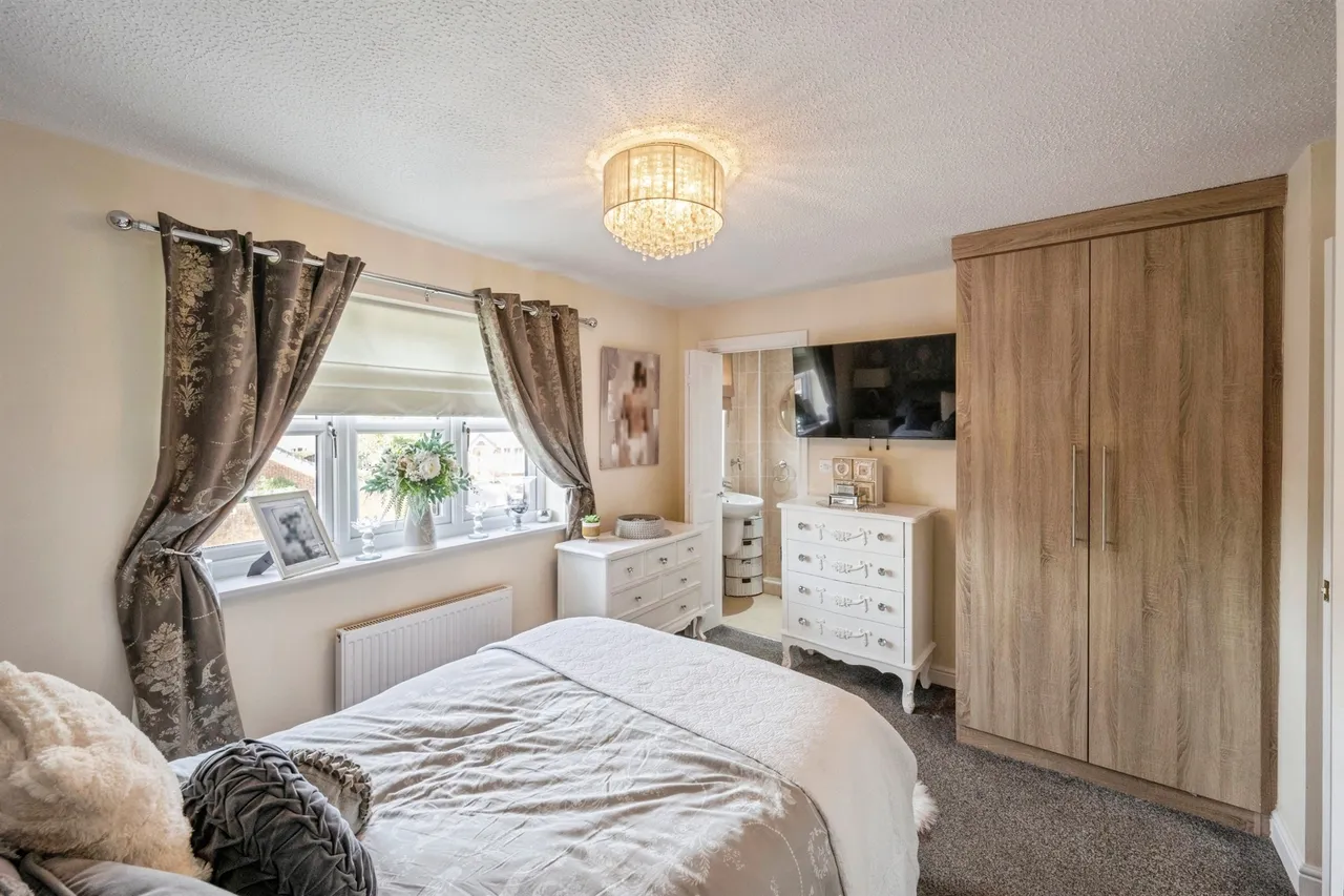 Cranwell Court, Goldthorpe, S63, photo 12