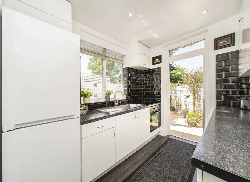 Park Road, Hendon, NW4, photo 3