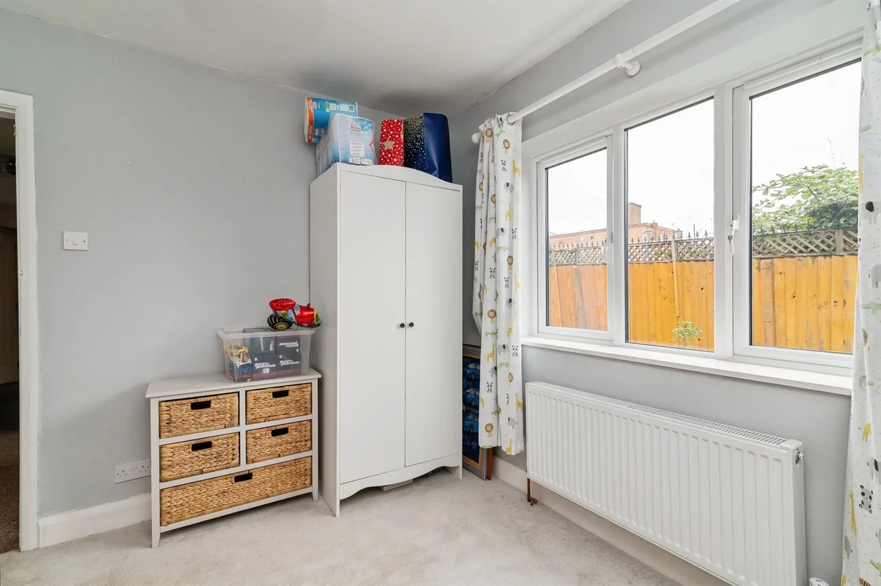 High Street, Hucknall, NG15, photo 22