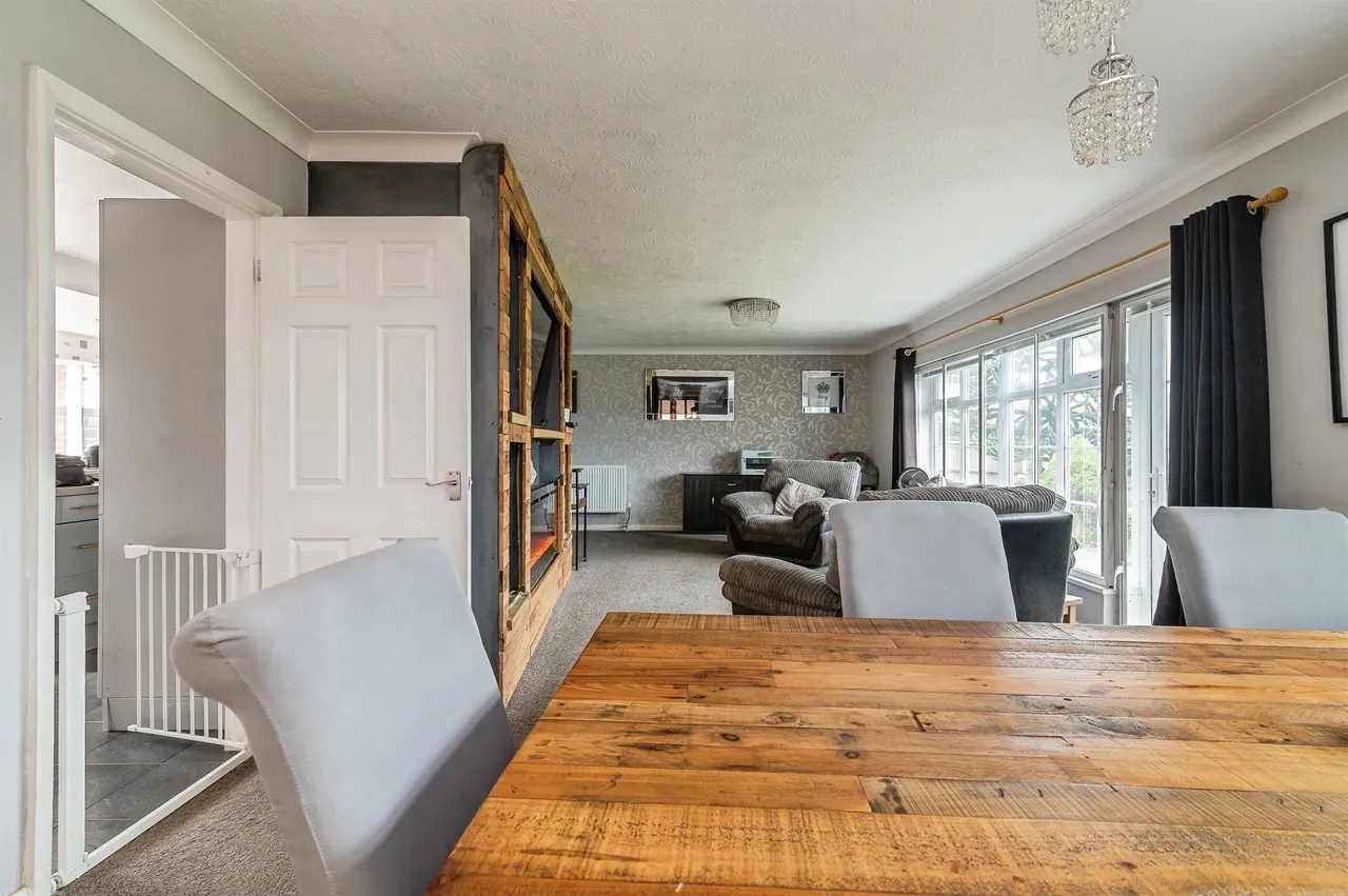 High Street, Hucknall, NG15, photo 6
