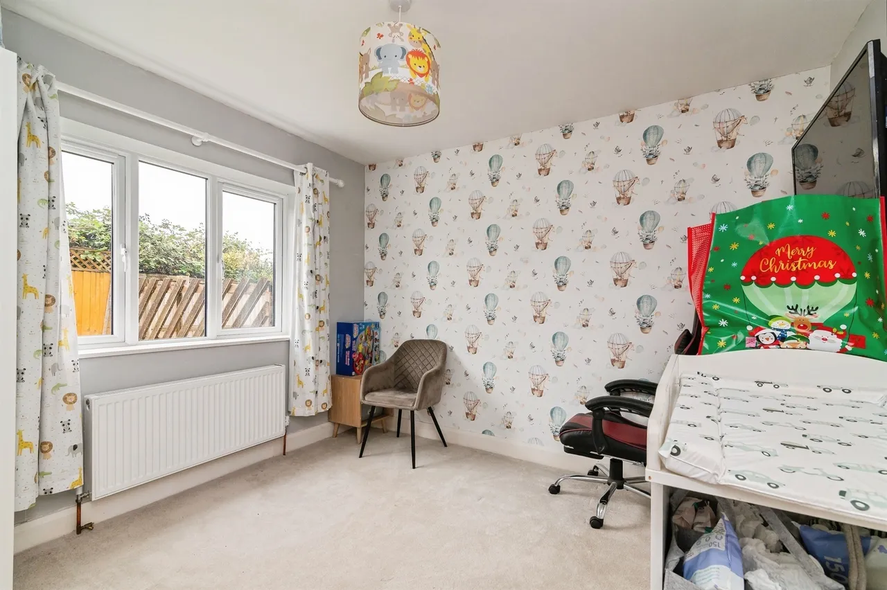 High Street, Hucknall, NG15, photo 21