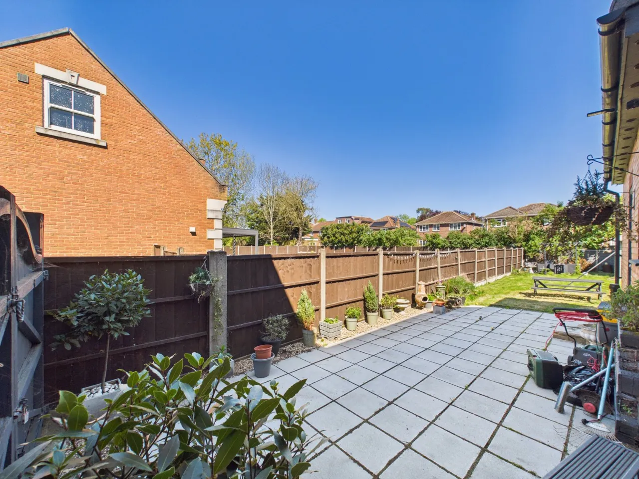 Wraysbury Road, Staines, TW18, photo 17