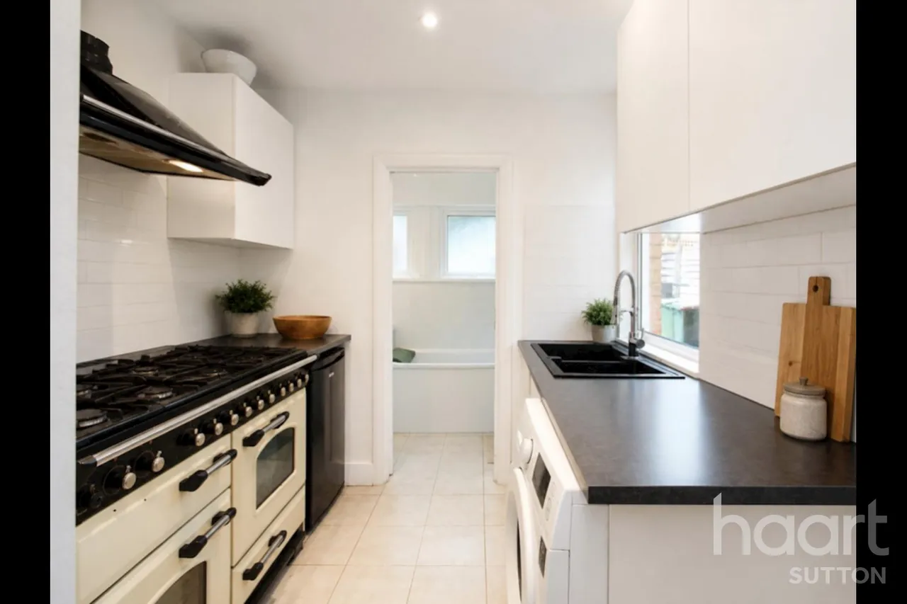 Lower Court Road, Epsom, KT19, photo 6