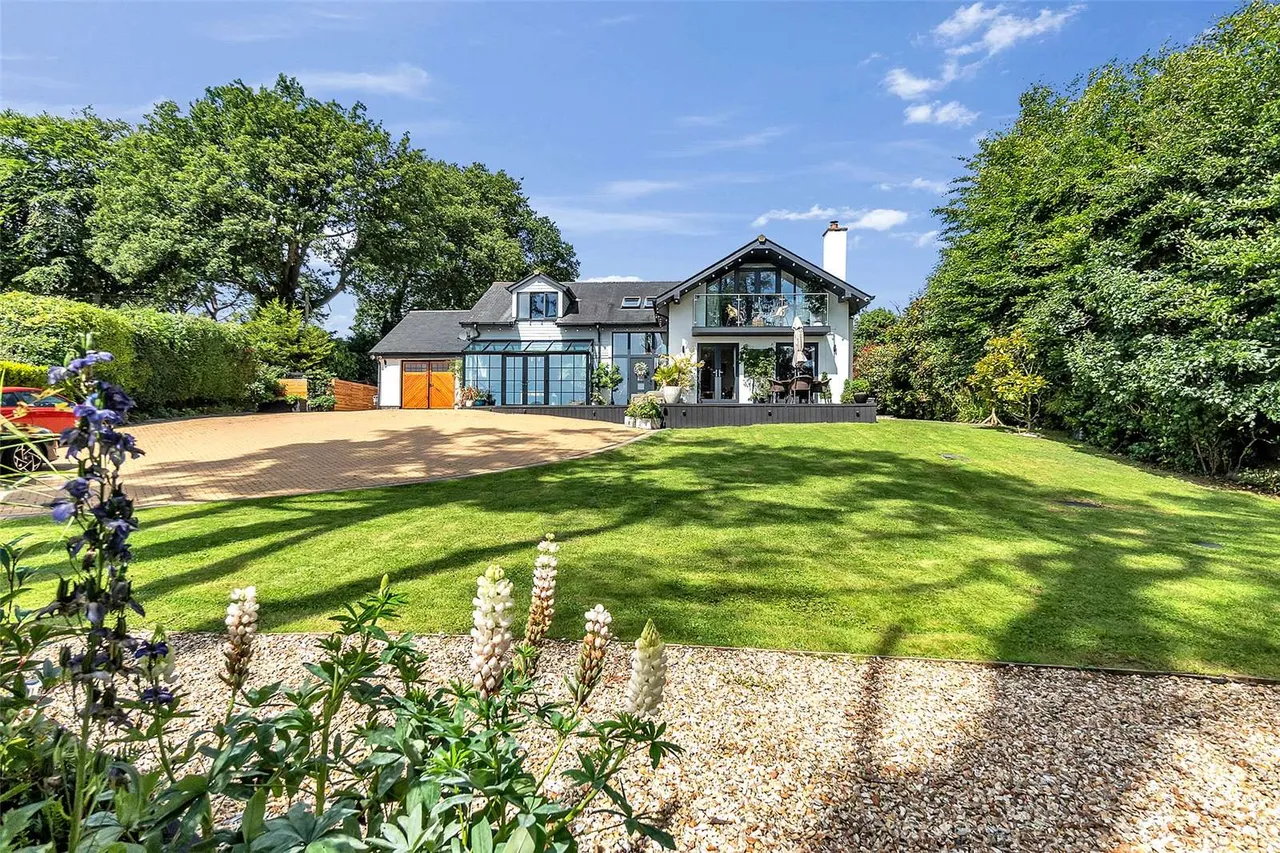 Harepath Hill, Seaton, Devon, EX12 2TA, photo 3
