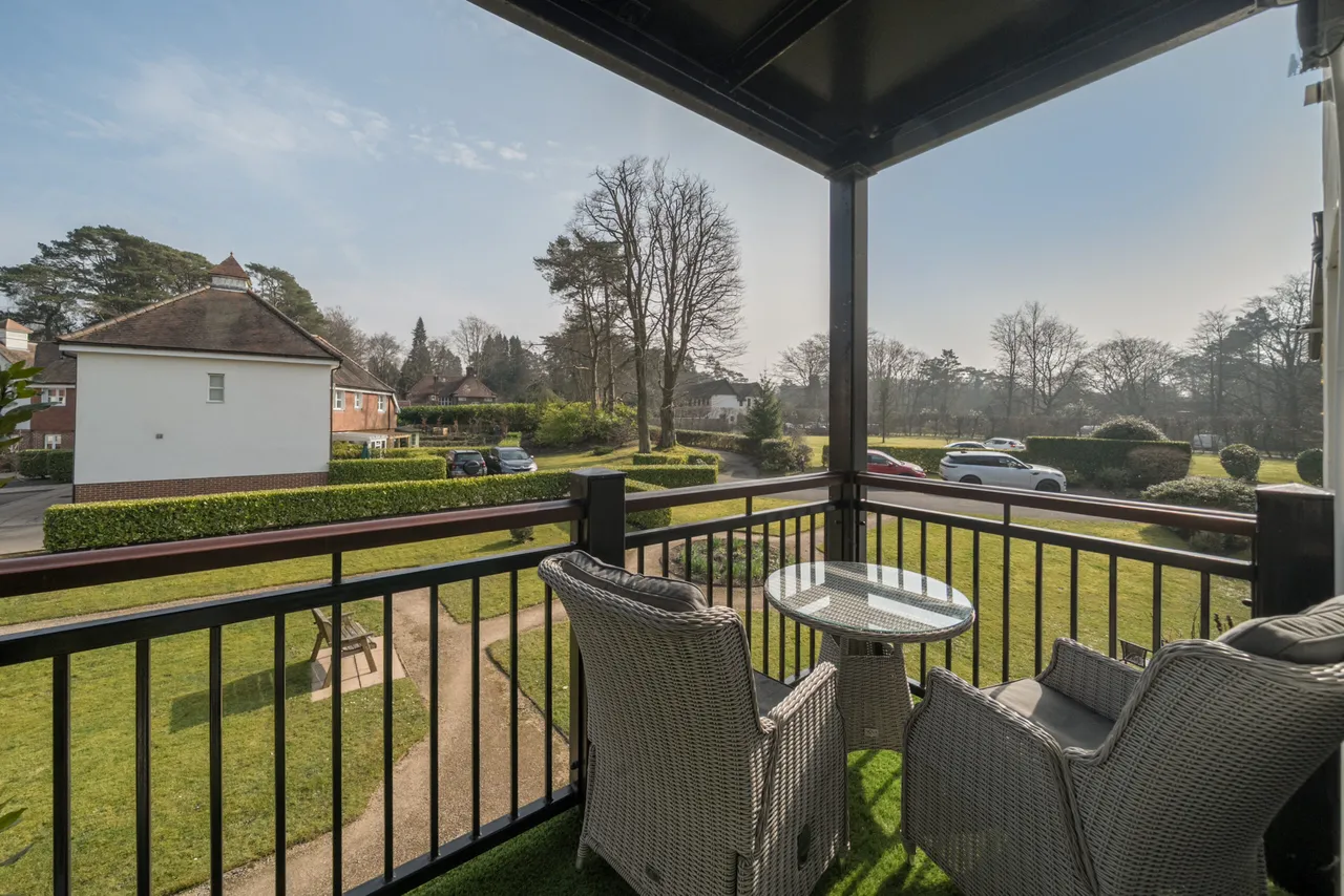 Beacon Crescent, Hindhead, GU26, photo 18