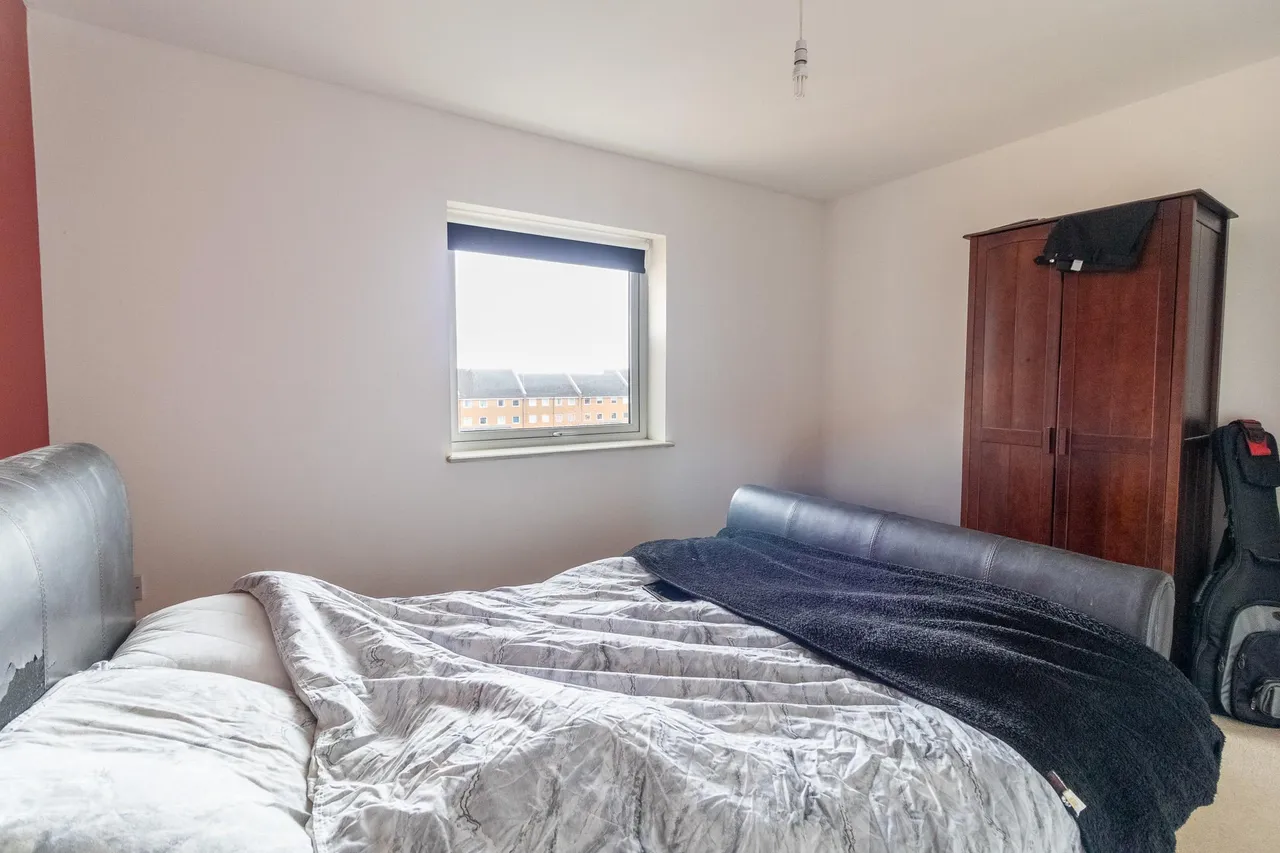 Yersin Court, Swindon, SN1, photo 9