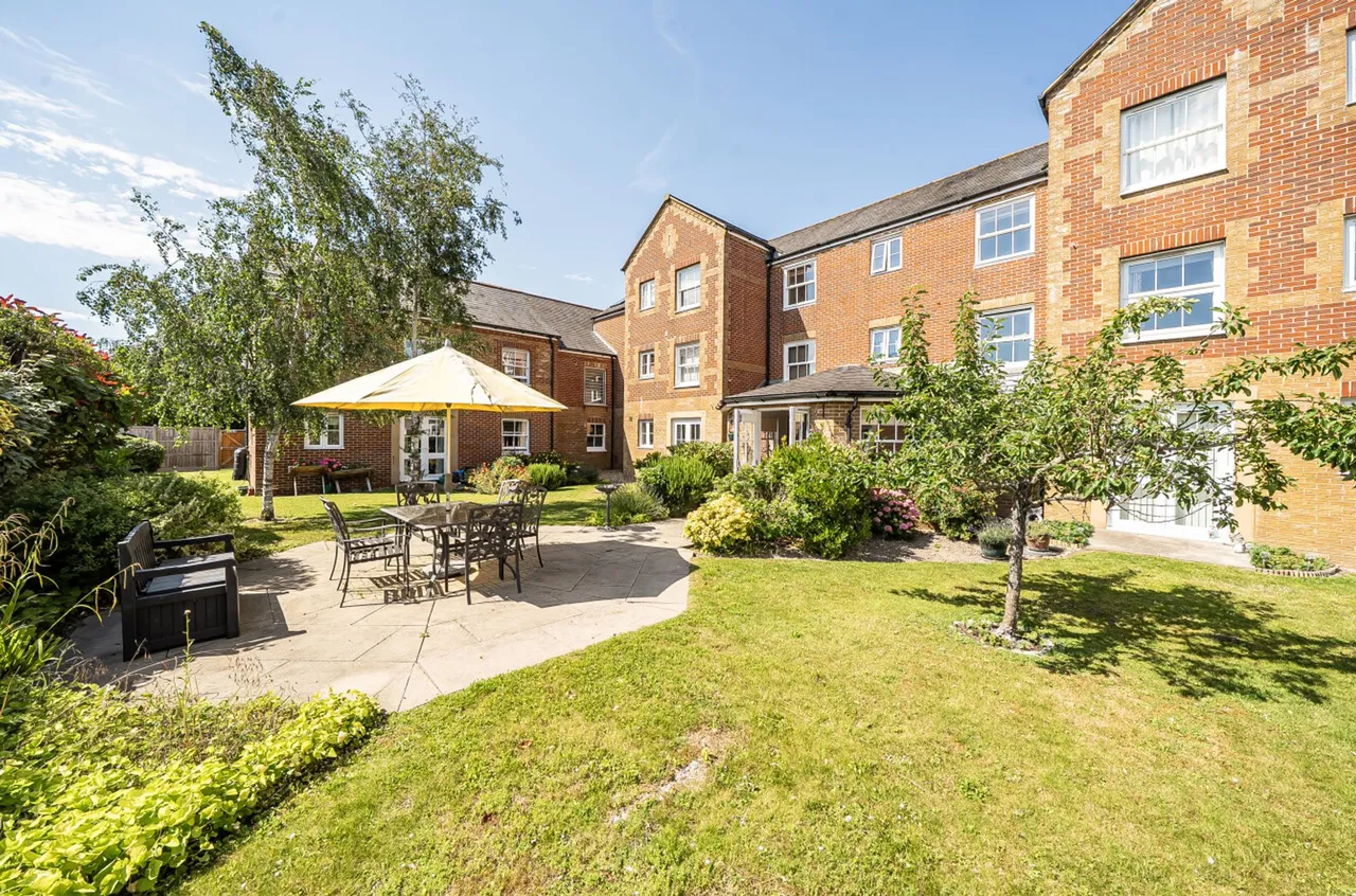 Stockbridge Road, Chichester, PO19, photo 20