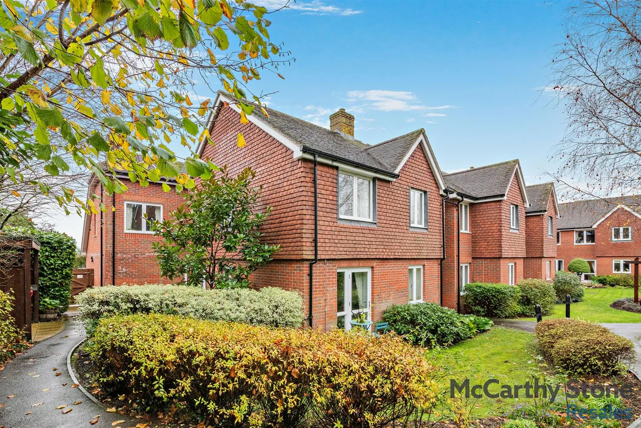Station Road, Petworth, GU28, photo 12