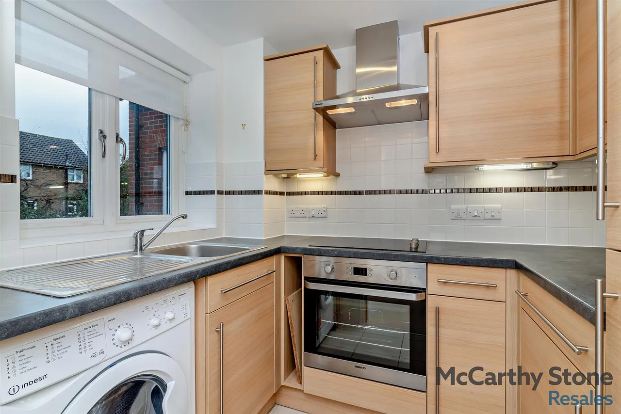 Station Road, Petworth, GU28, photo 5