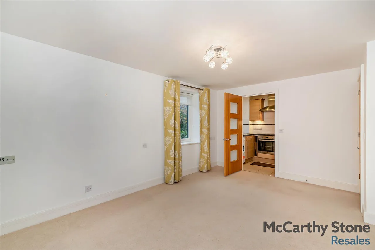 Station Road, Petworth, GU28, photo 3