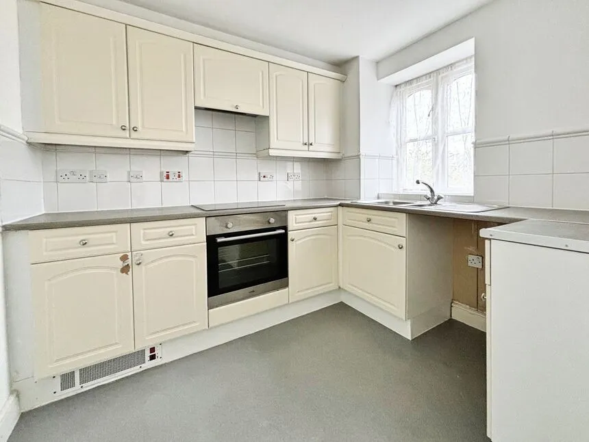 Dunlop Close, Dartford, Kent, DA1, photo 2