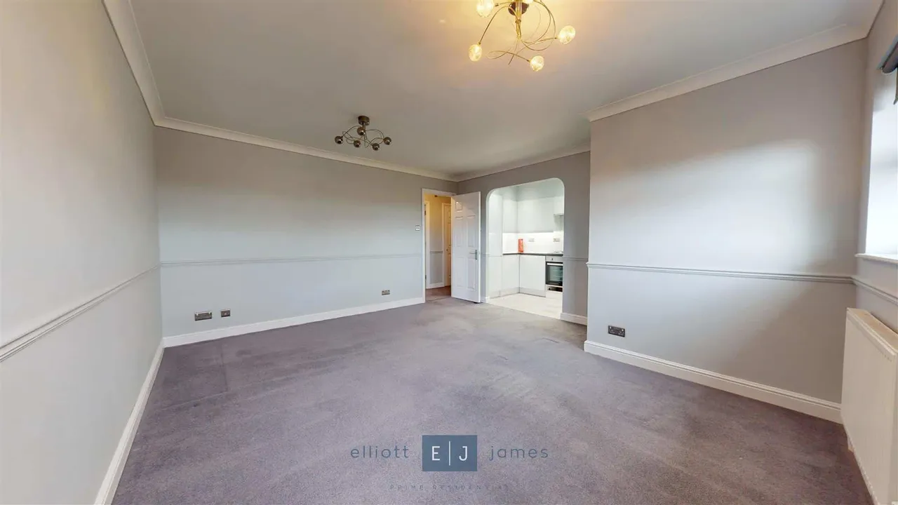 High Road, Woodford Green, IG8, photo 6