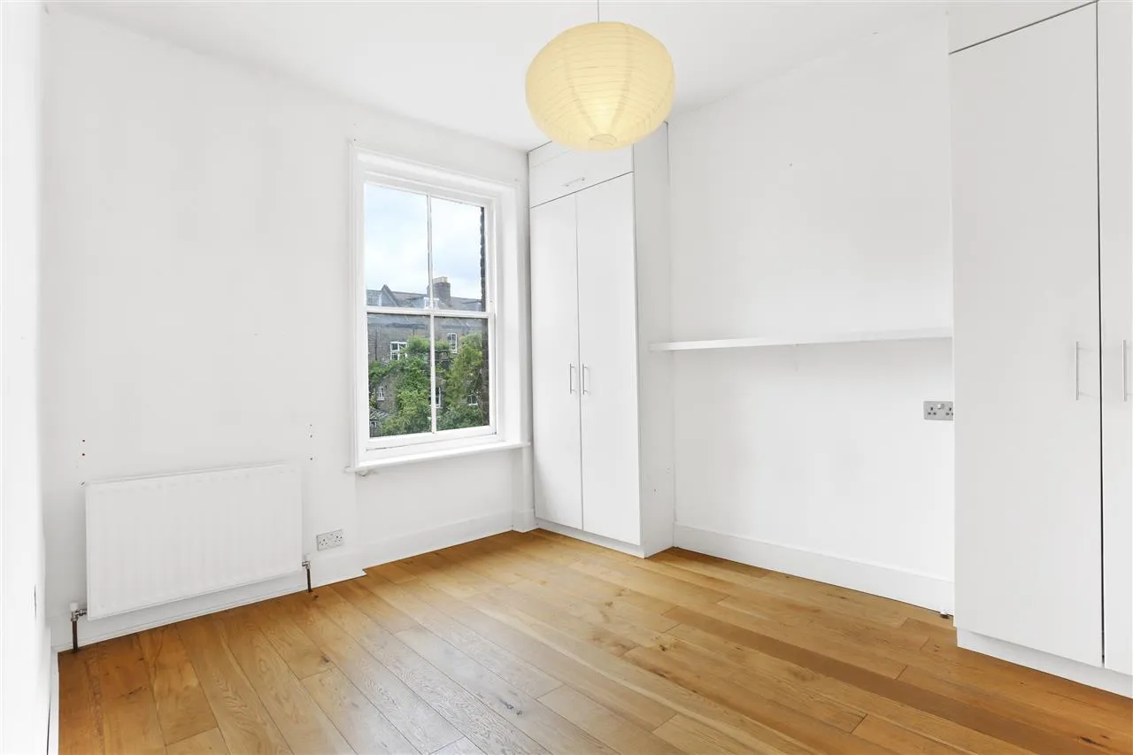 Beversbrook Road, London, photo 7
