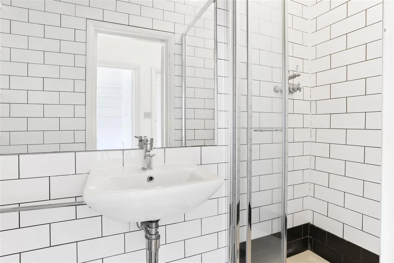 Beversbrook Road, London, photo 9