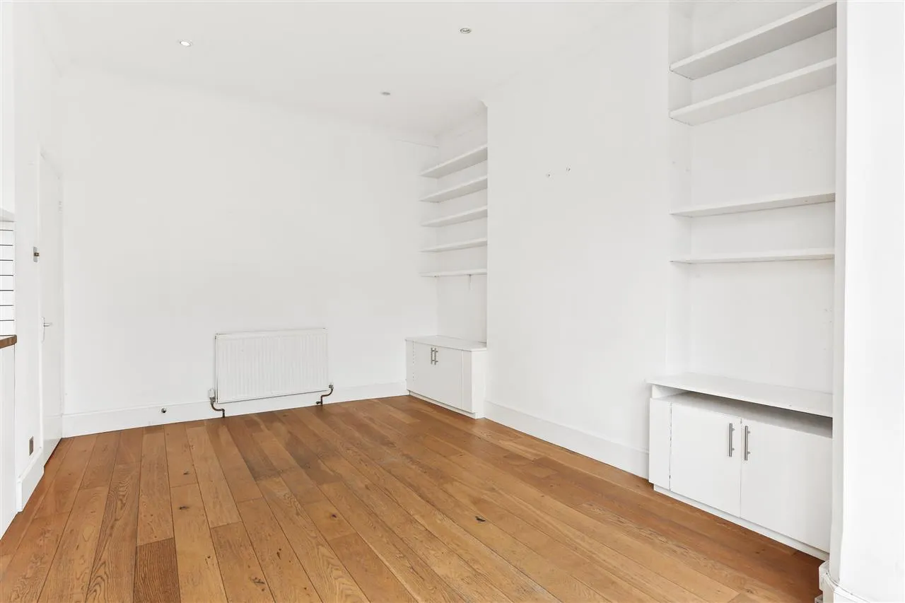 Beversbrook Road, London, photo 6
