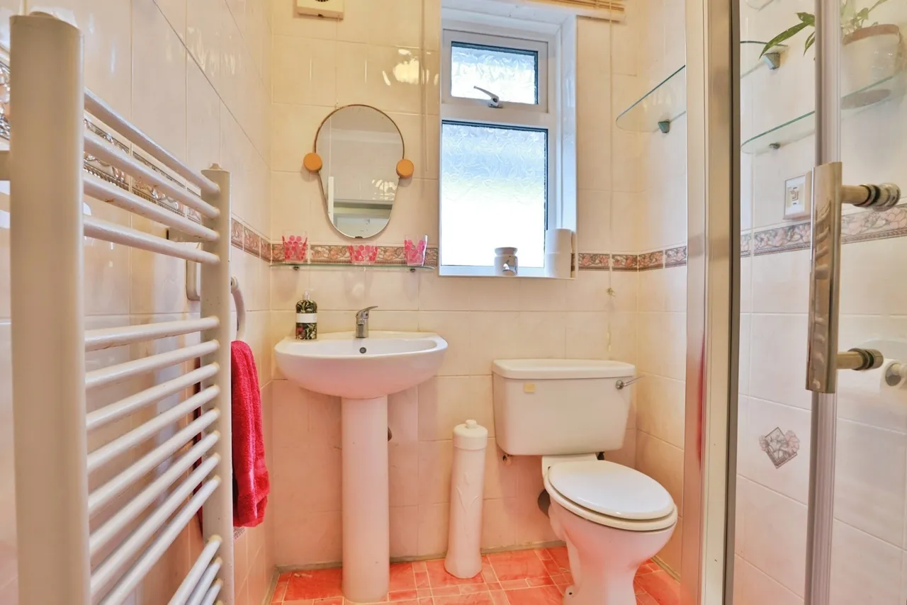 Sylvan Road, Poole, BH12, photo 12