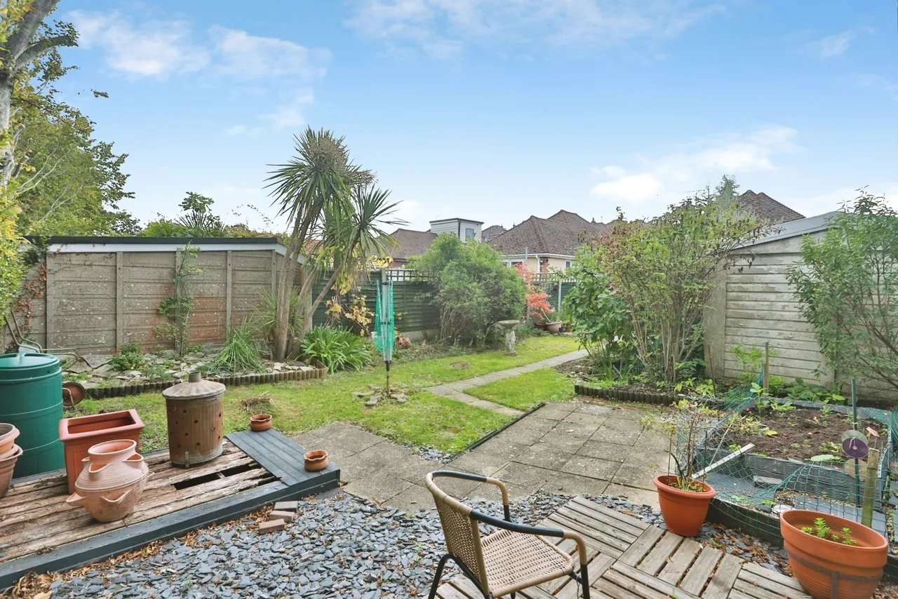 Sylvan Road, Poole, BH12, photo 2