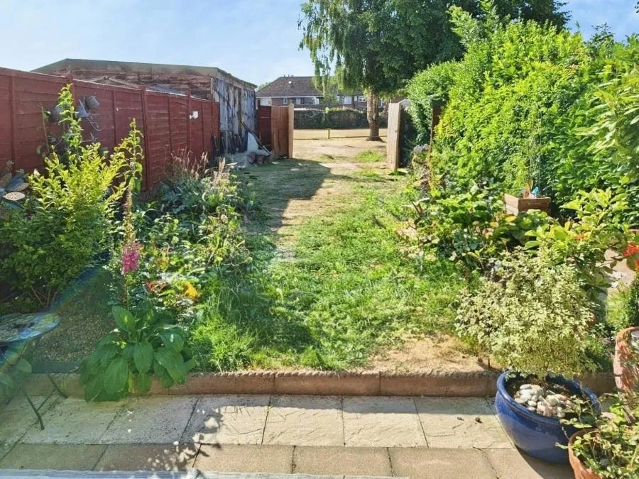 Queens Road, Spalding, PE11, photo 13