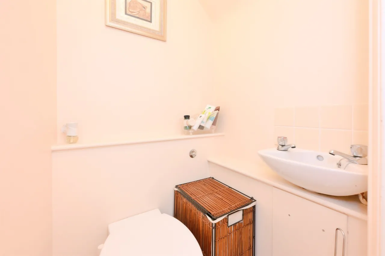 St. Cuthberts Road, Hoddesdon, photo 7