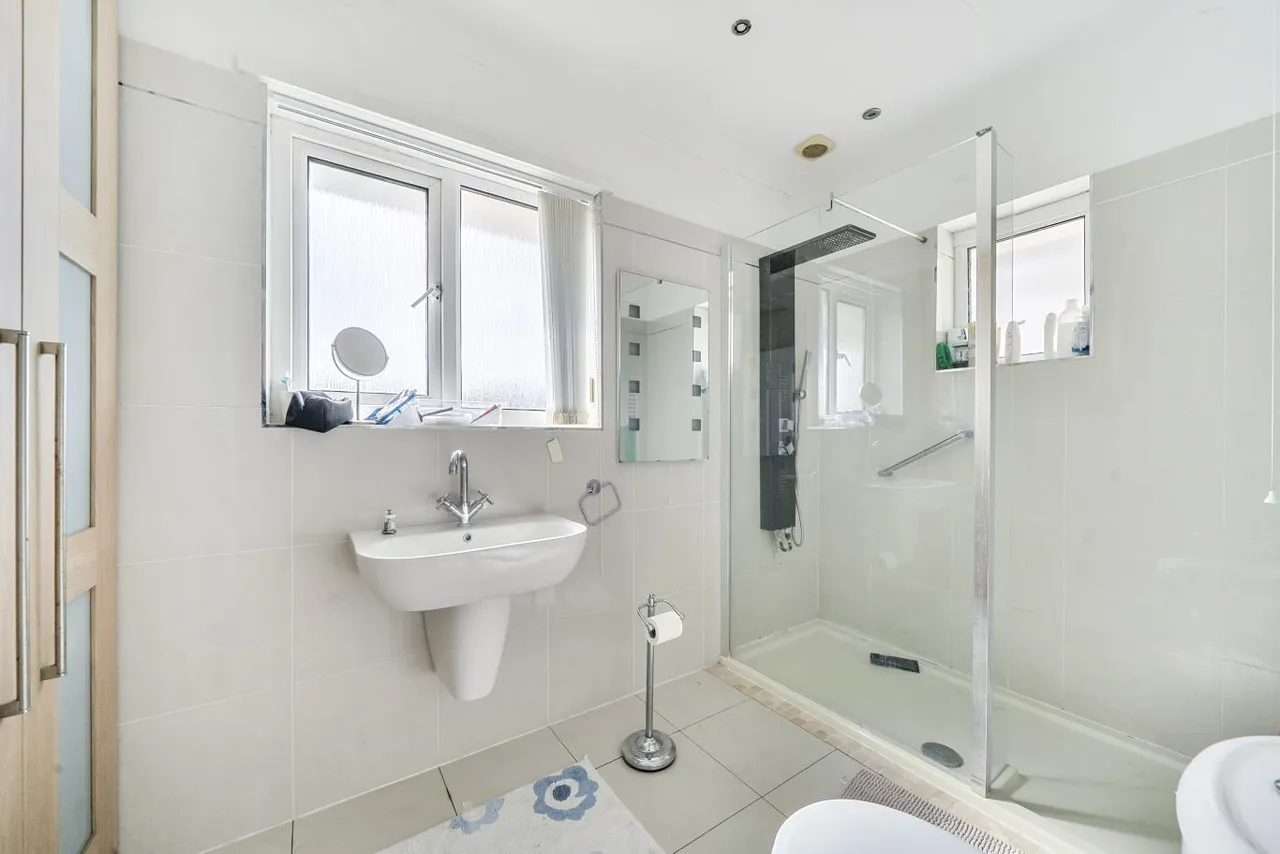 Belle Vue Road, BH6, photo 15